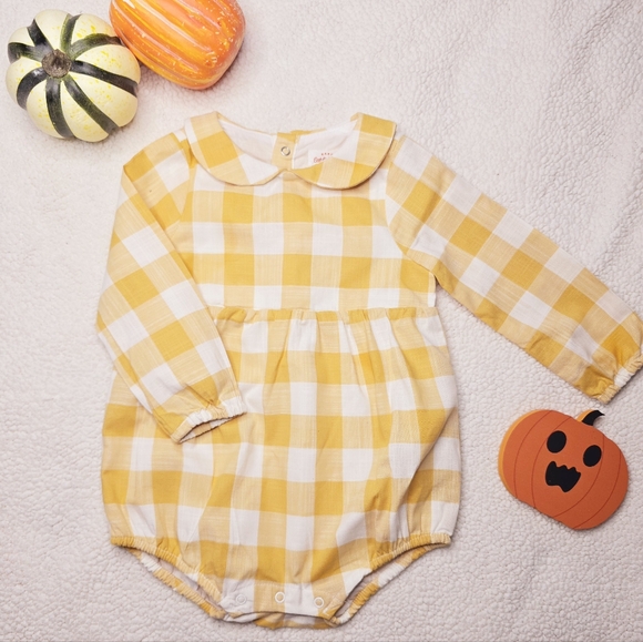 🍁🎃 12 month NWOT Sunflower yellow Gingham onesie.  Cat & Jack. - Picture 2 of 9